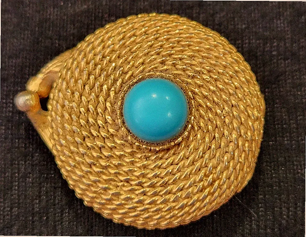 Estee Lauder perfume compact - Golden Rope design - Circa 1960s 1970s - VJ060
